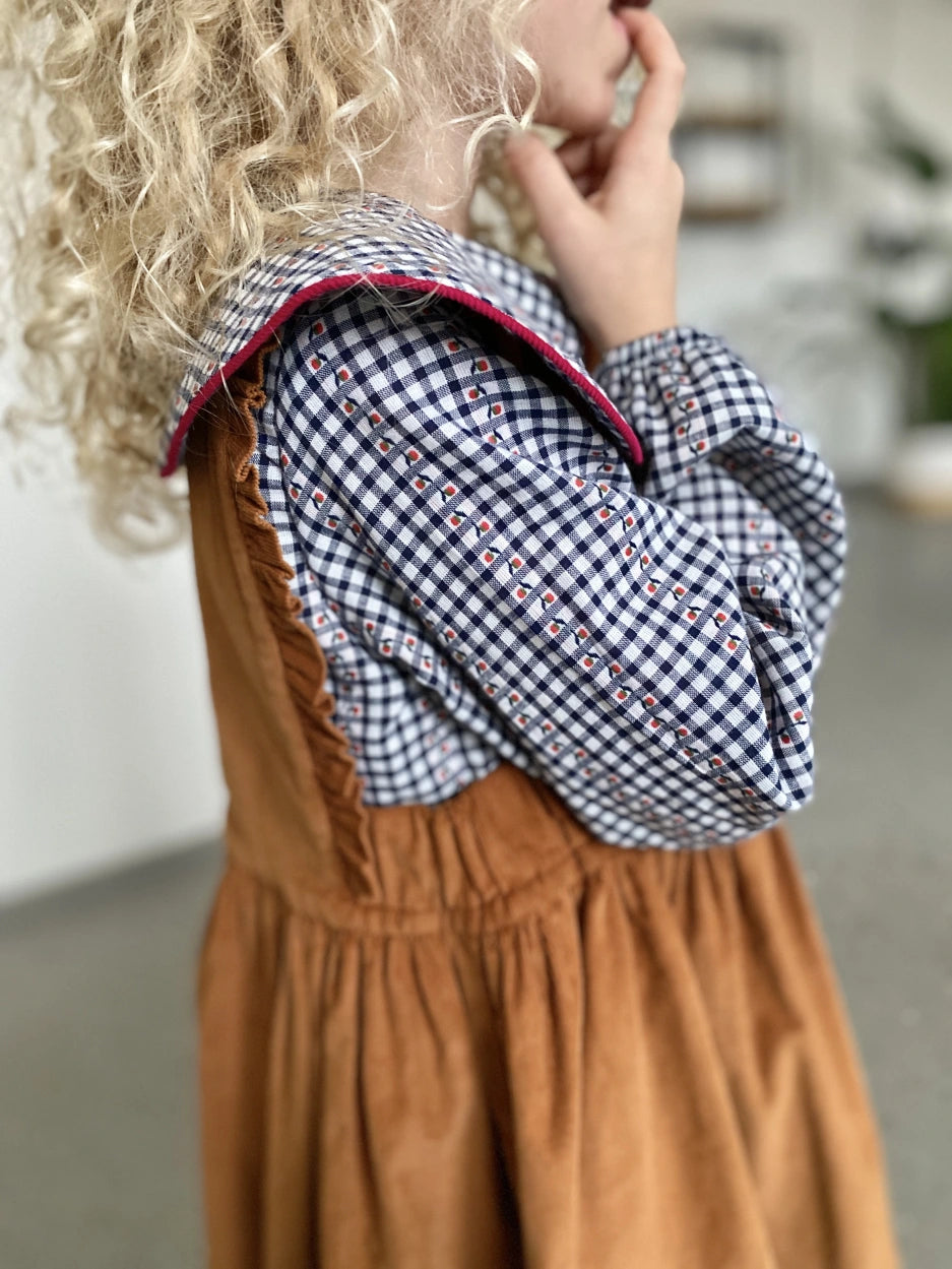 Medvilnės marskiniai su apykakle