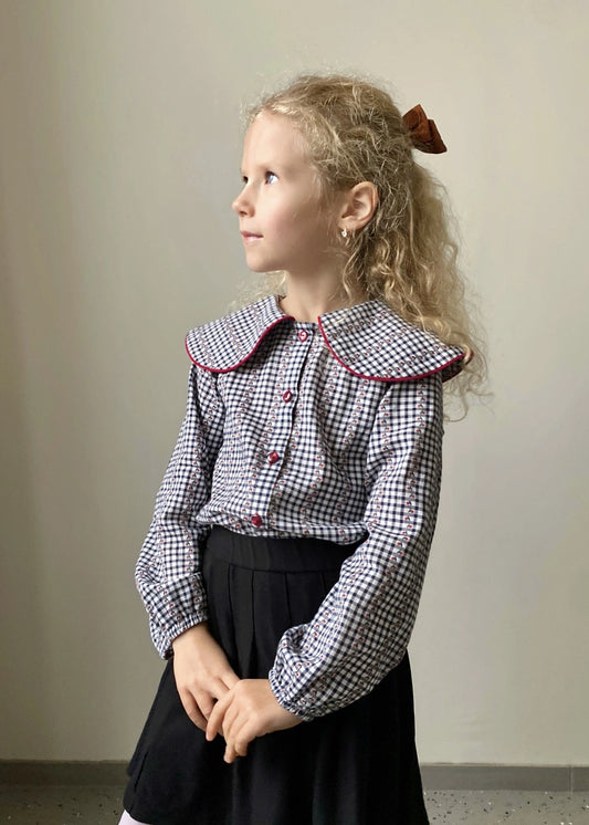 Medvilnės marskiniai su apykakle