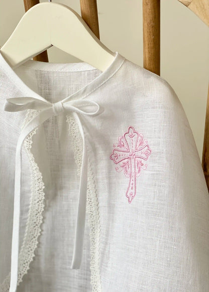 skraiste su siuvinetu kryzeliu