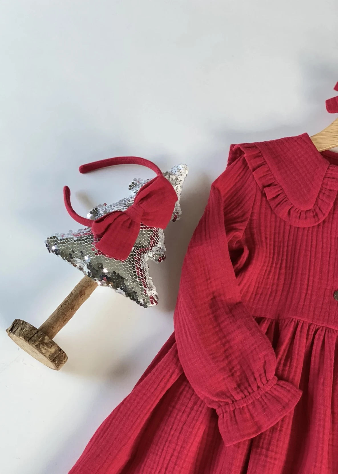 Suknelė su apykakle OTILIA